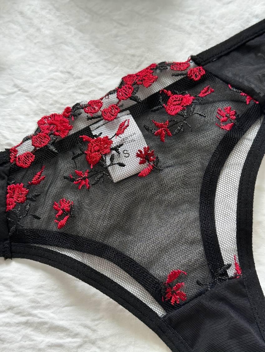 Floral embroidered bra set, mesh unlined bra and mesh panties - Image 5